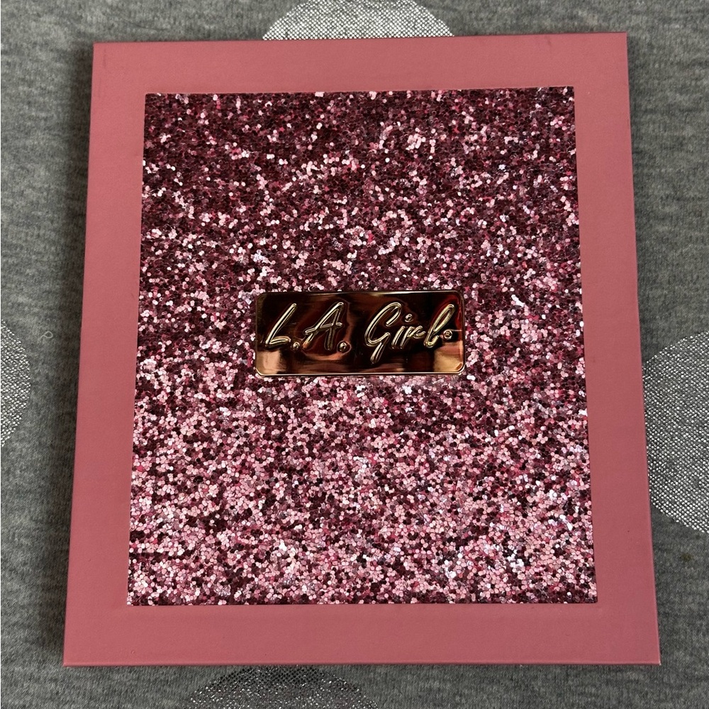 L.A. Girl Reverie Highlighter Palette